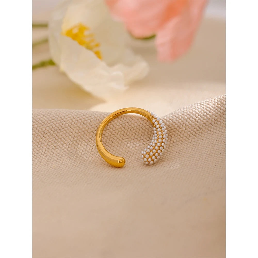 Bella Pearl Ring